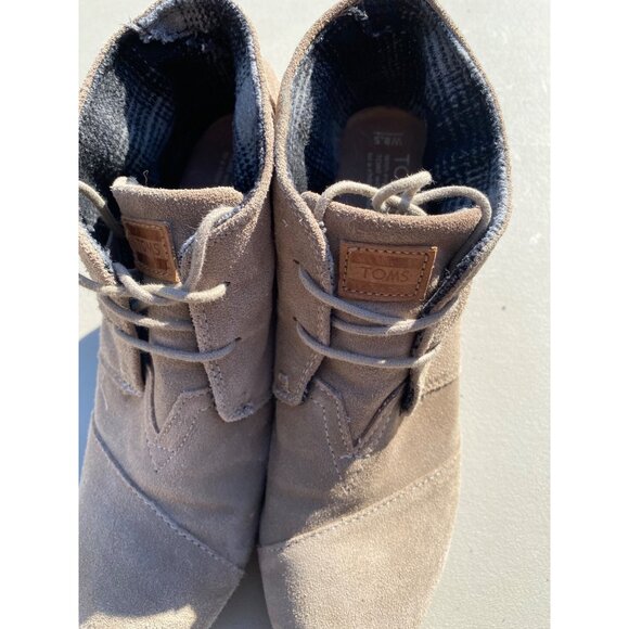 Toms Womens Suede Ankle Boots Size 8.5 W Tan - Picture 5 of 5